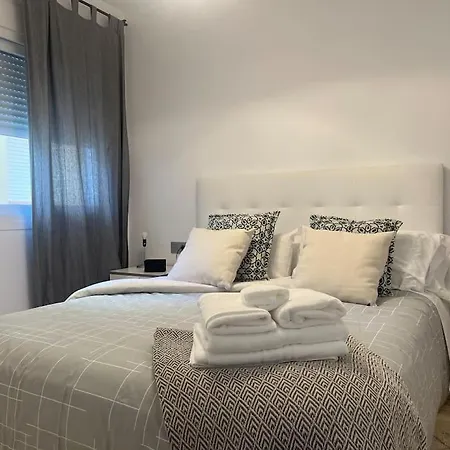 Love Rent4 Malaga Lyli Torremolinos Exterior foto
