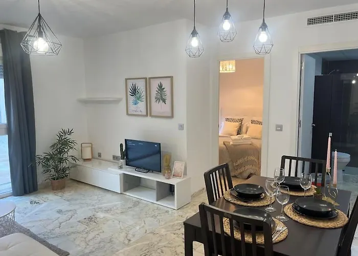 Love Rent4 Malaga Lyli