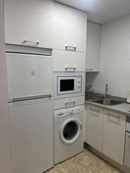 Apartment Rent4 Malaga Lyli *